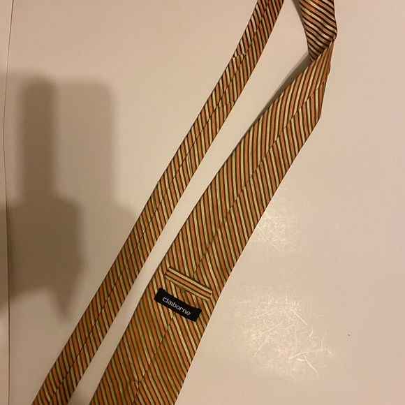 Claiborne polyester ties lot of 2 - Picture 4 of 9